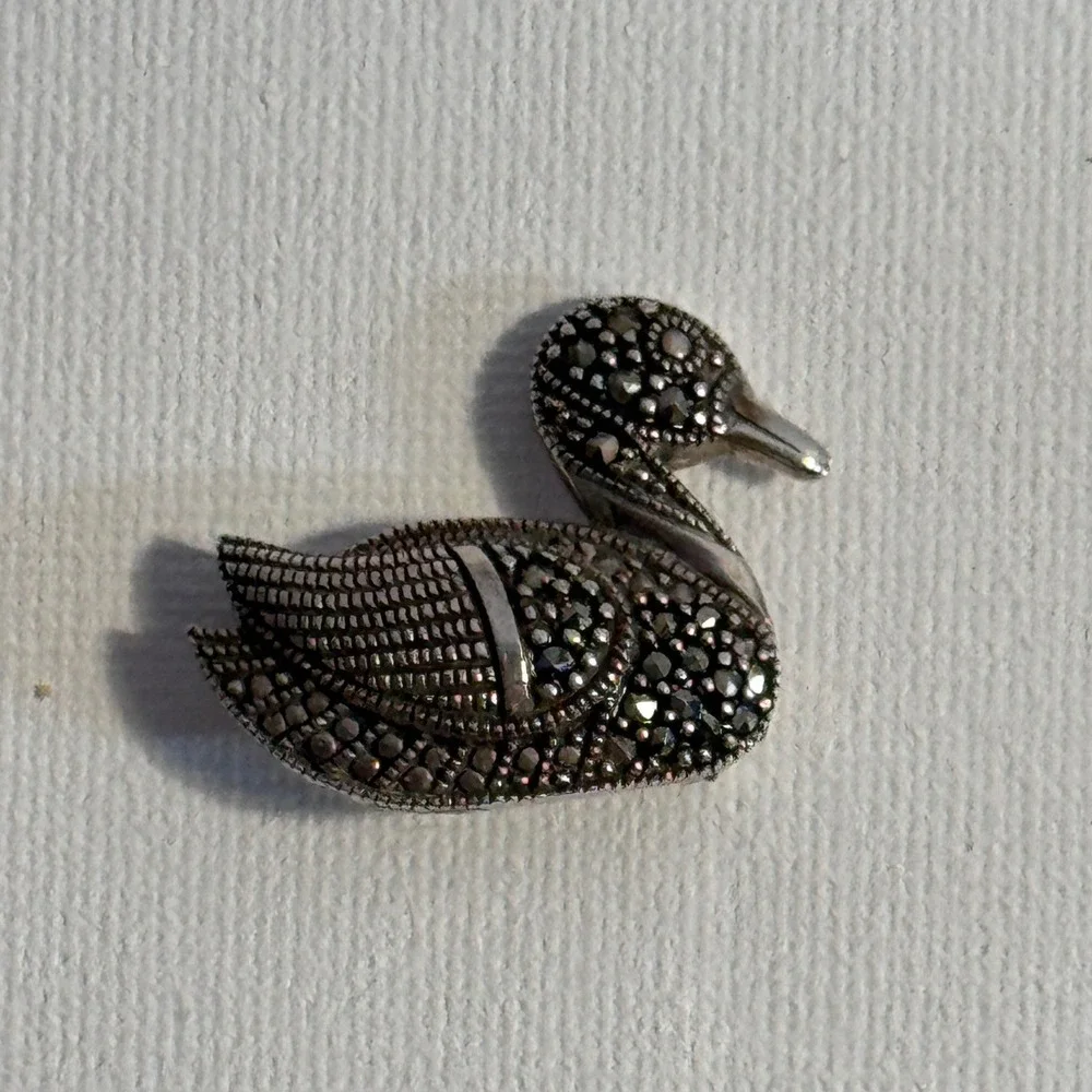 Vintage Duck Brooch Unisex OS Silver Marcasite Sterling 925 Bird Nature Core